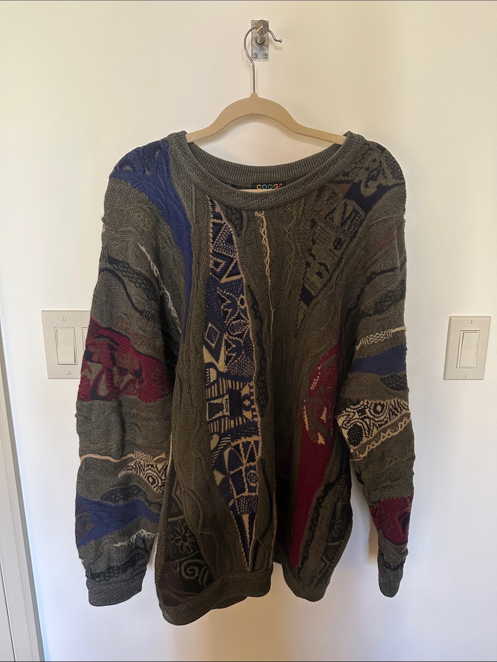 COOGI Men's Crewneck Sweater - Olive, Blue, Tan & Burgundy LARGE LIKE NEW
